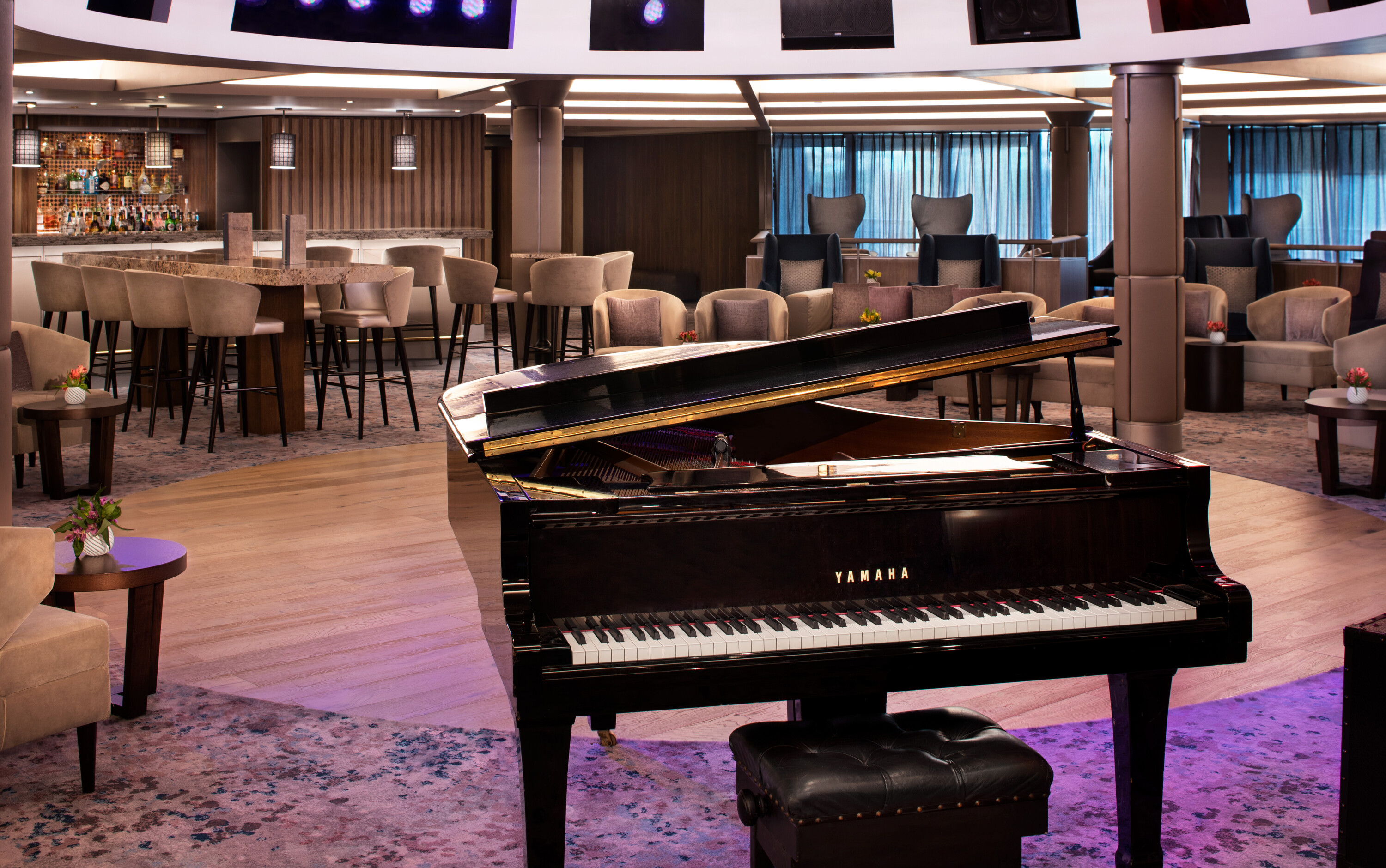cel rendezvous lounge