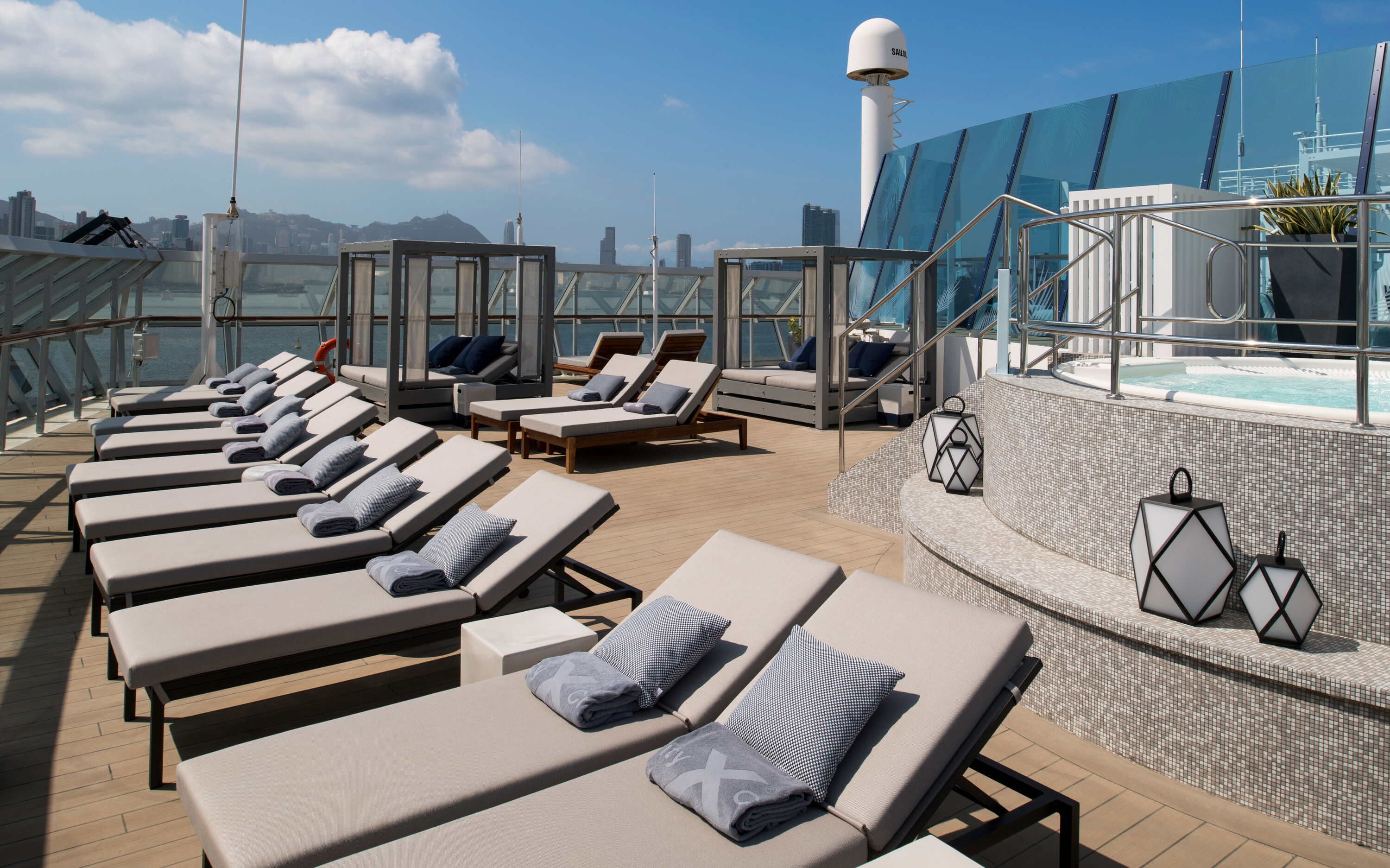 cel the retreat sundeck