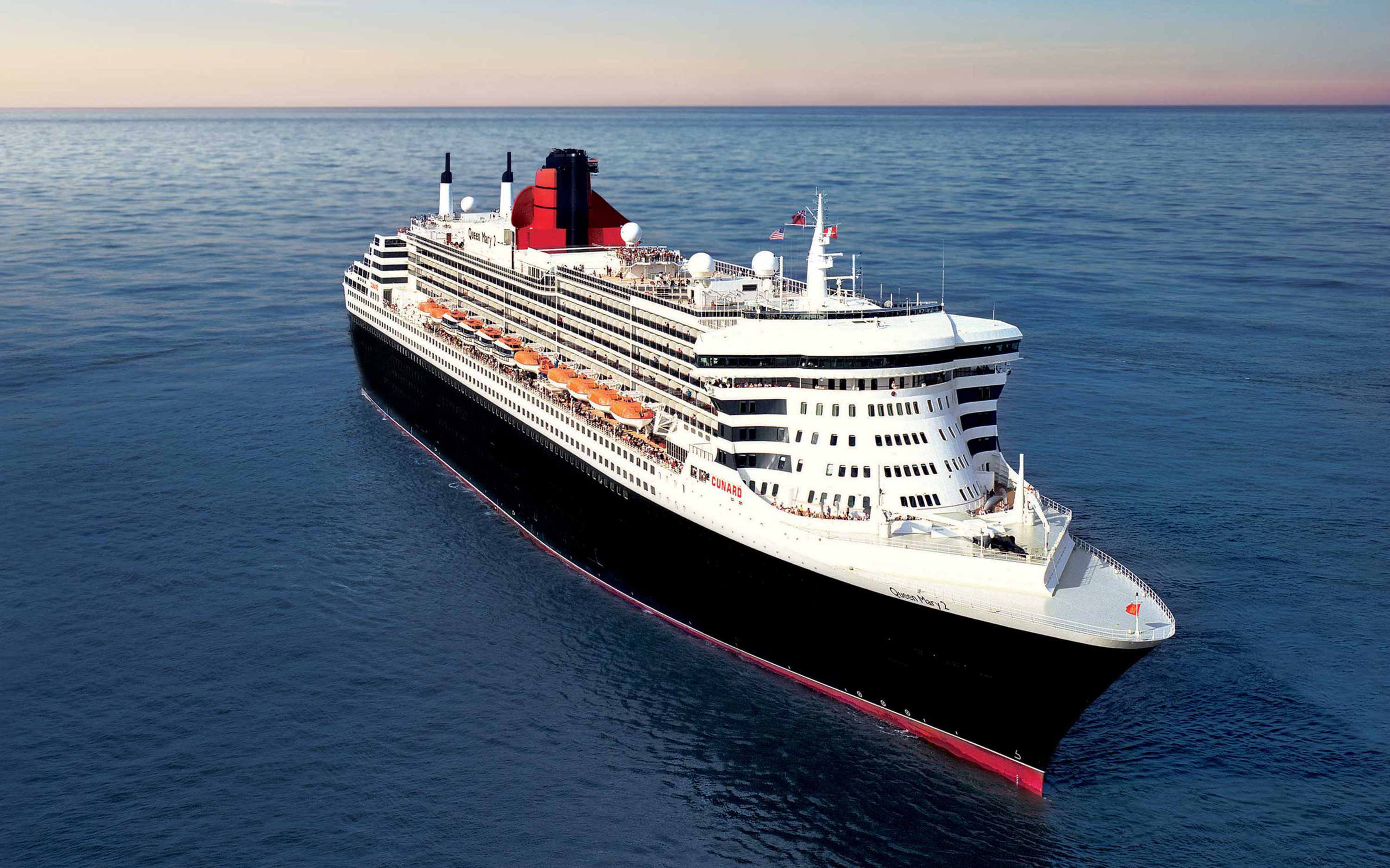 cunard qm2 exterior scaled