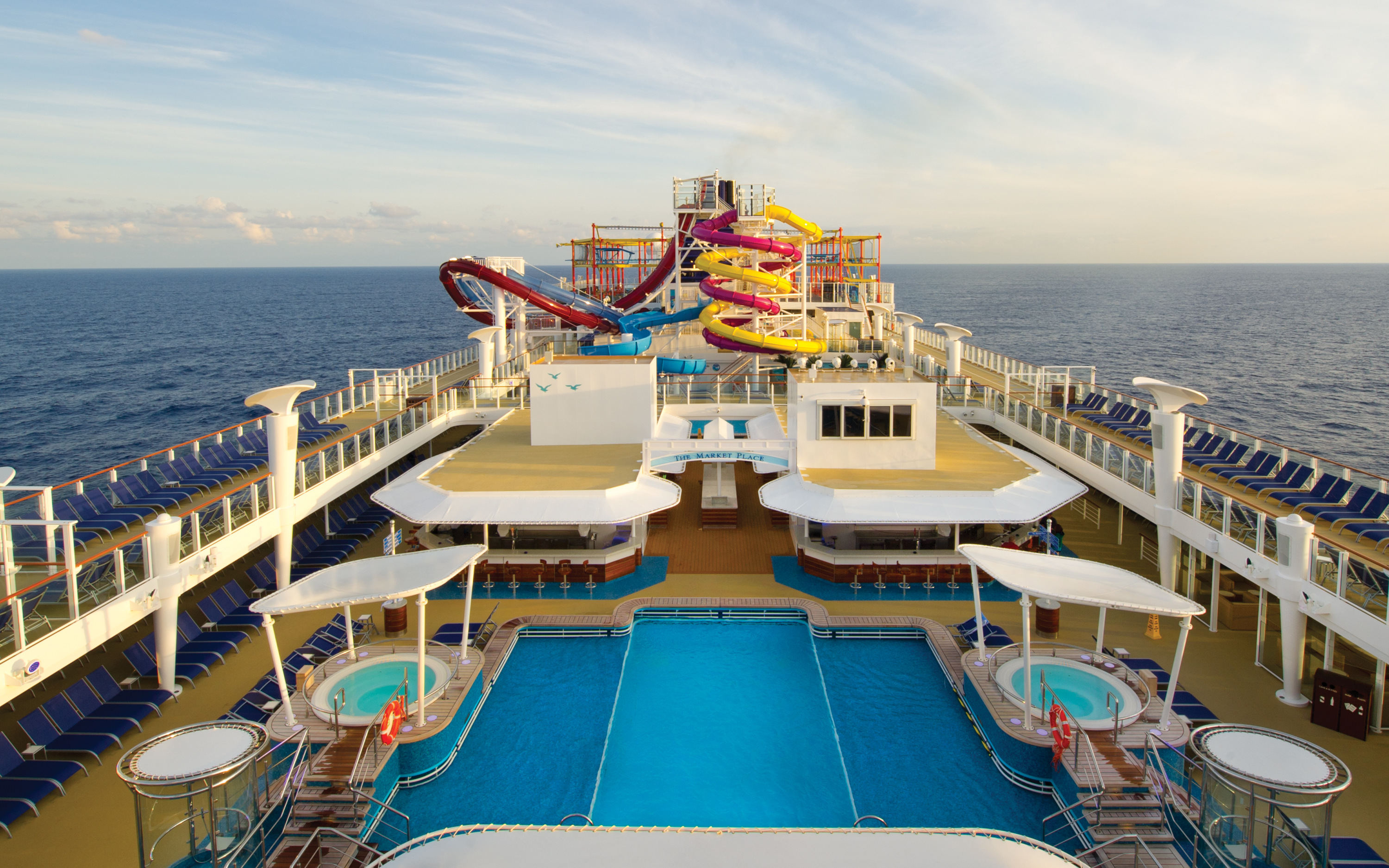 Norwegian Breakaway krydstogtskibet – Aqua Park og pooldæk ombord