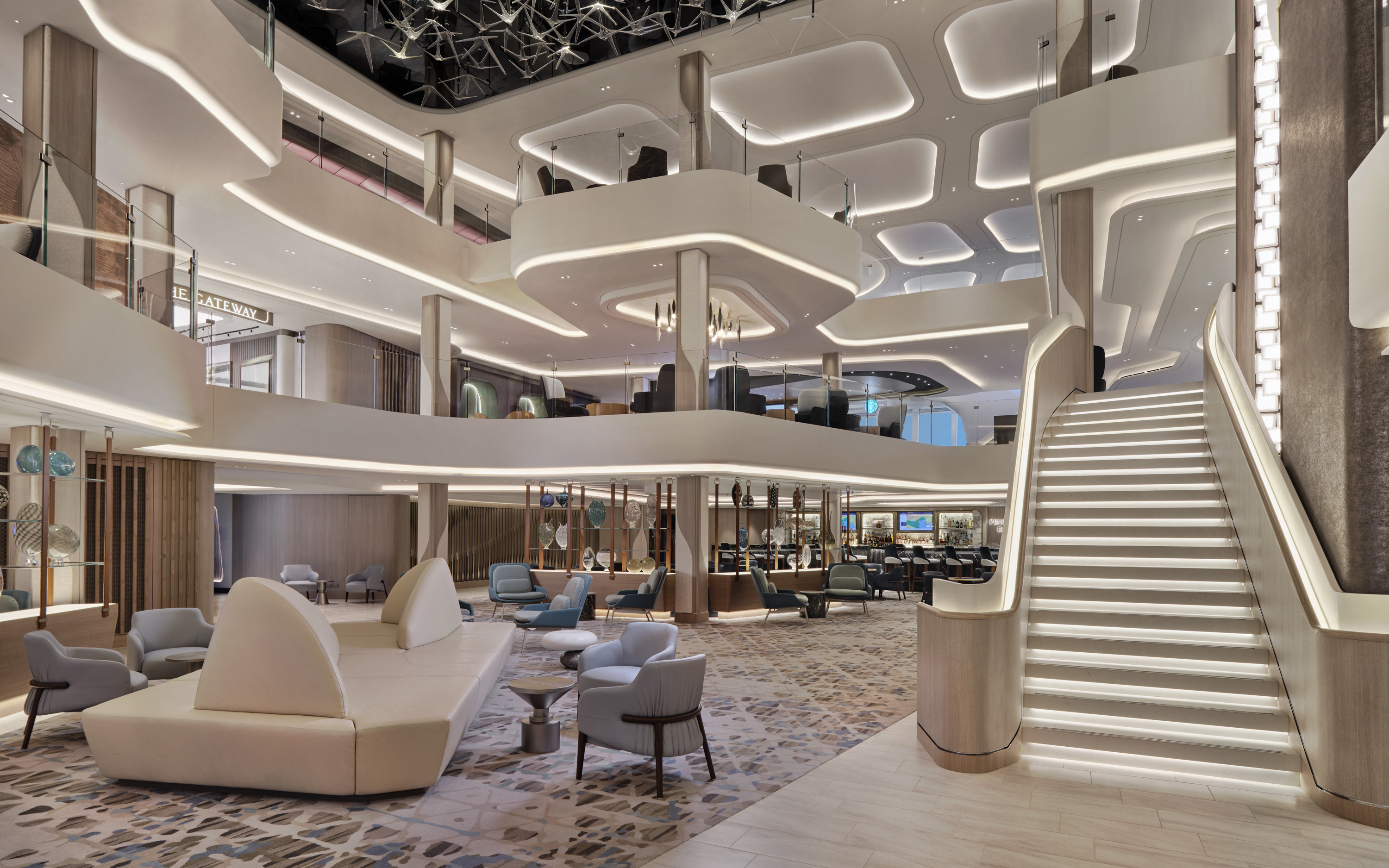 Penrose Atrium ombord på Norwegian Viva krydstogtskibet