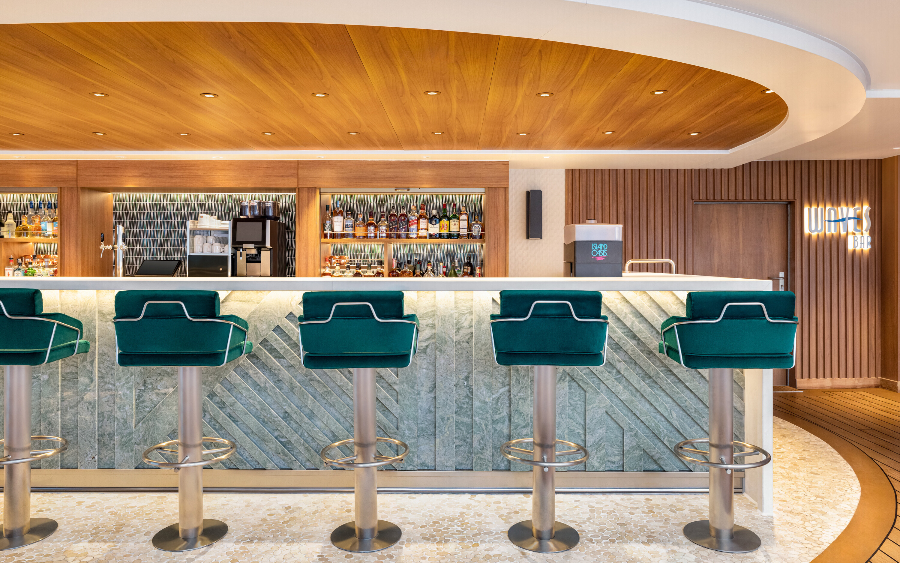 waves bar architecture