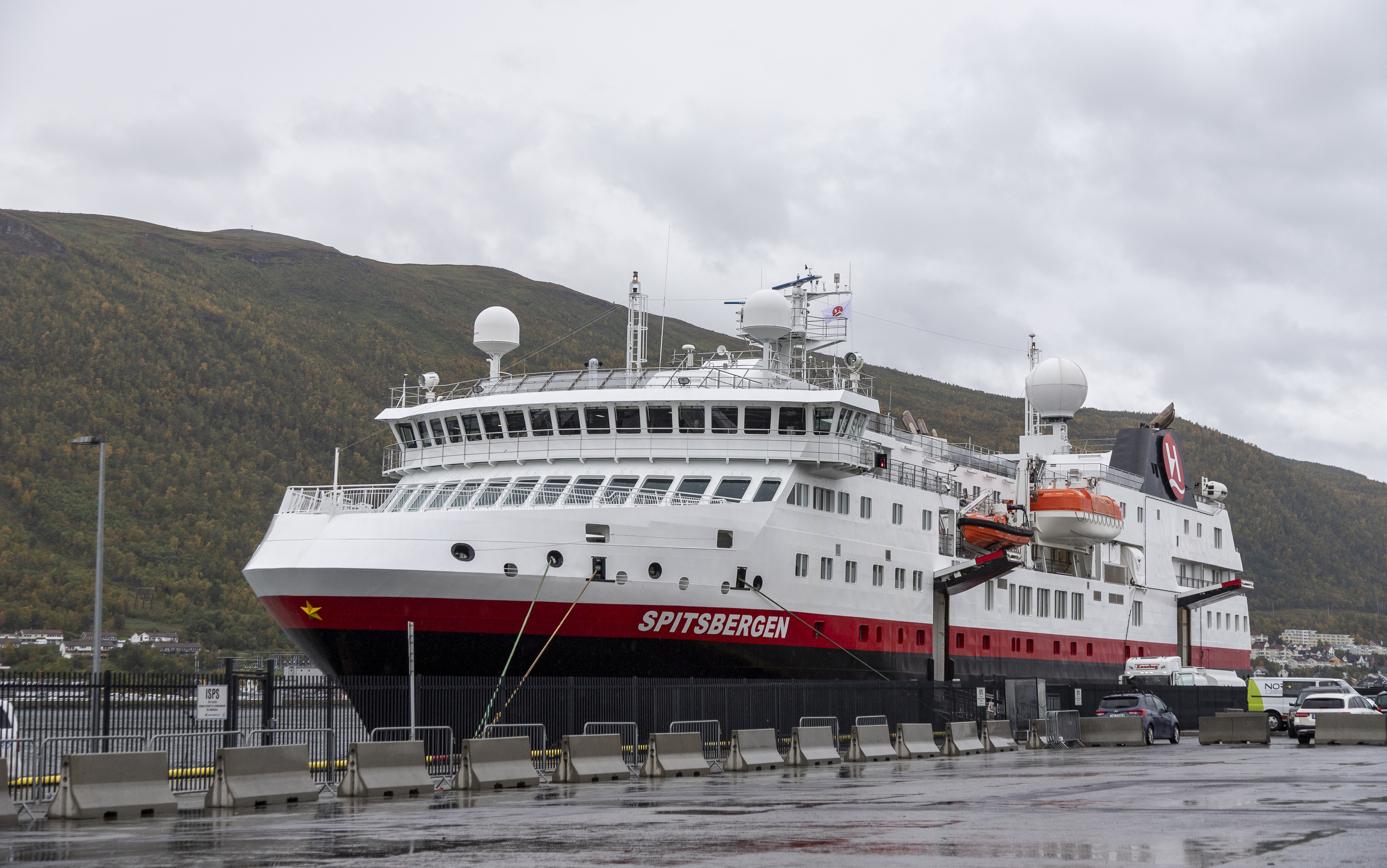 spitsbergen tromso norway scaled