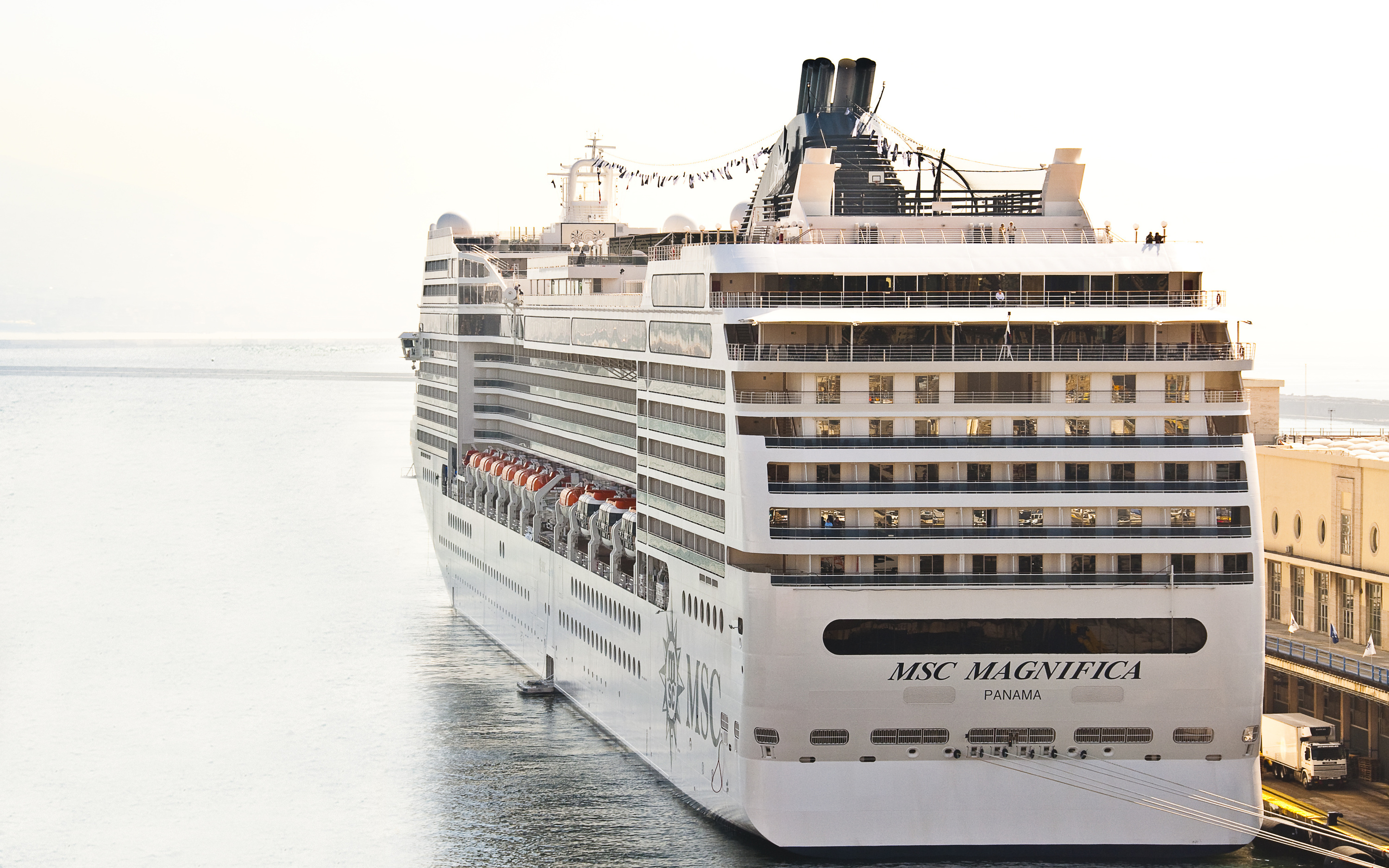 msc magnifica skib