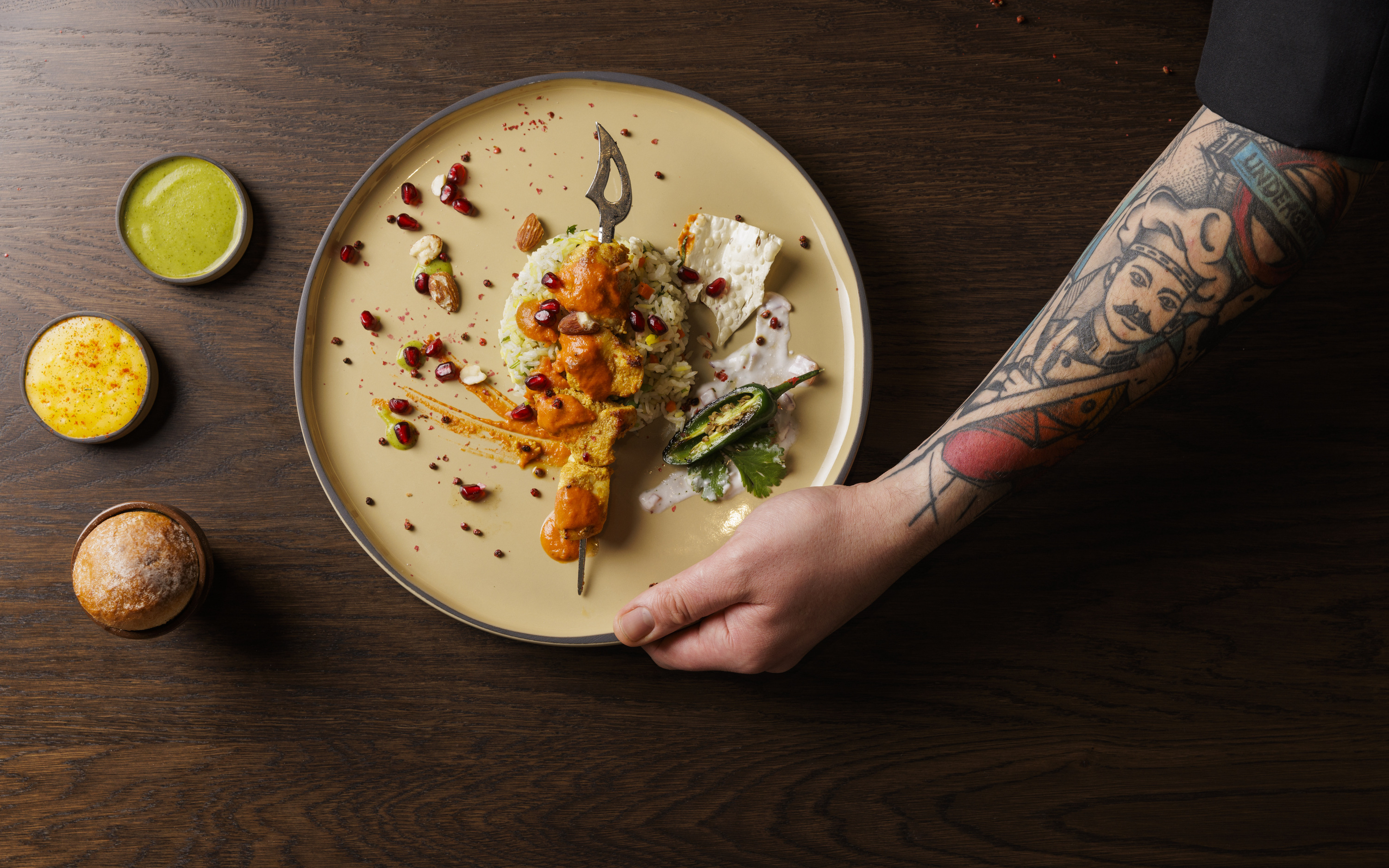 S.A.L.T. Kitchen restaurant ombord med elegant opdækkede borde og havudsigt