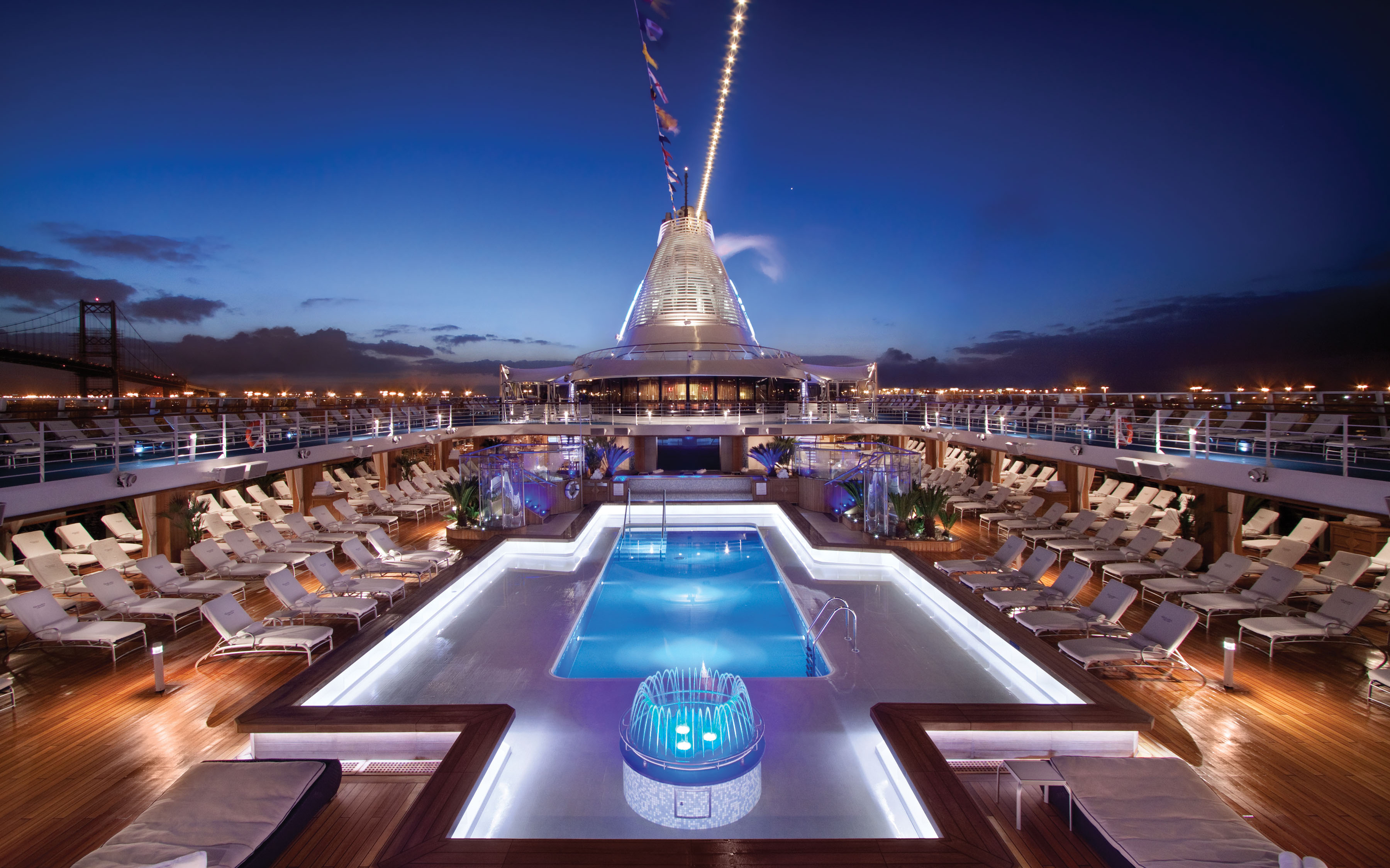 pool deck.jpg