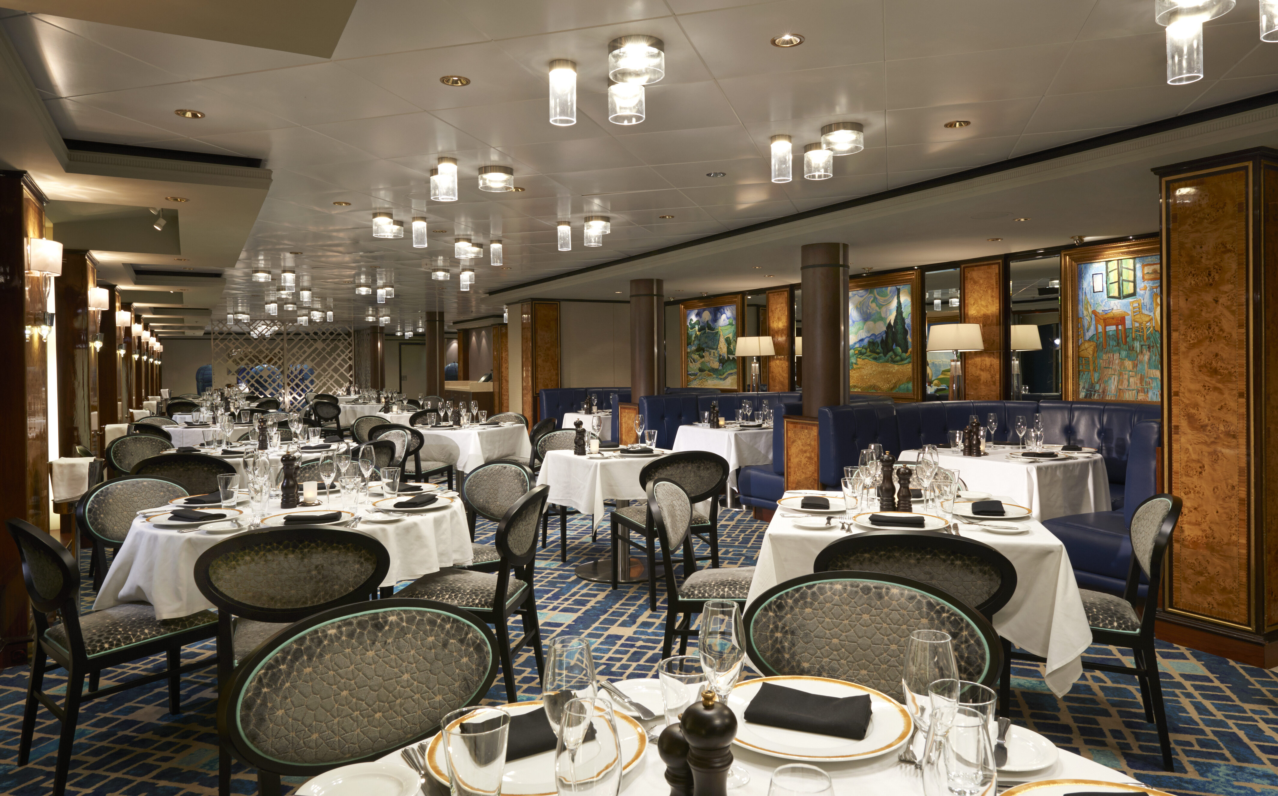 Le Bistro restaurant ombord på Norwegian Dawn krydstogtskibet – fransk fine dining