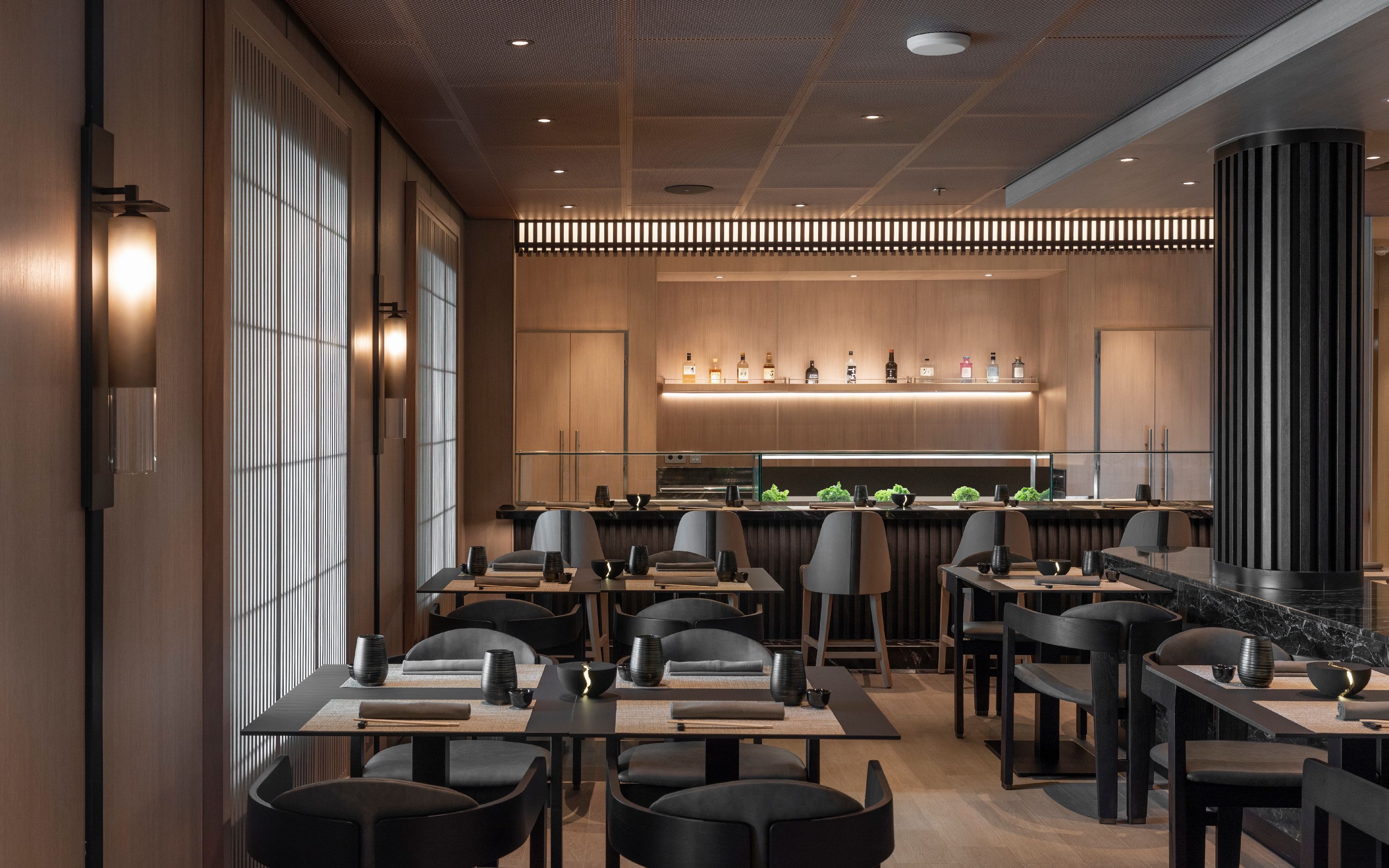 Kaiseki specialrestaurant på Silver Nova indrettet i moderne japansk stil